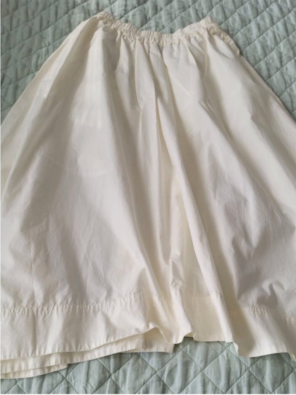 GAP Cream Pull On Handkerchief Skirt